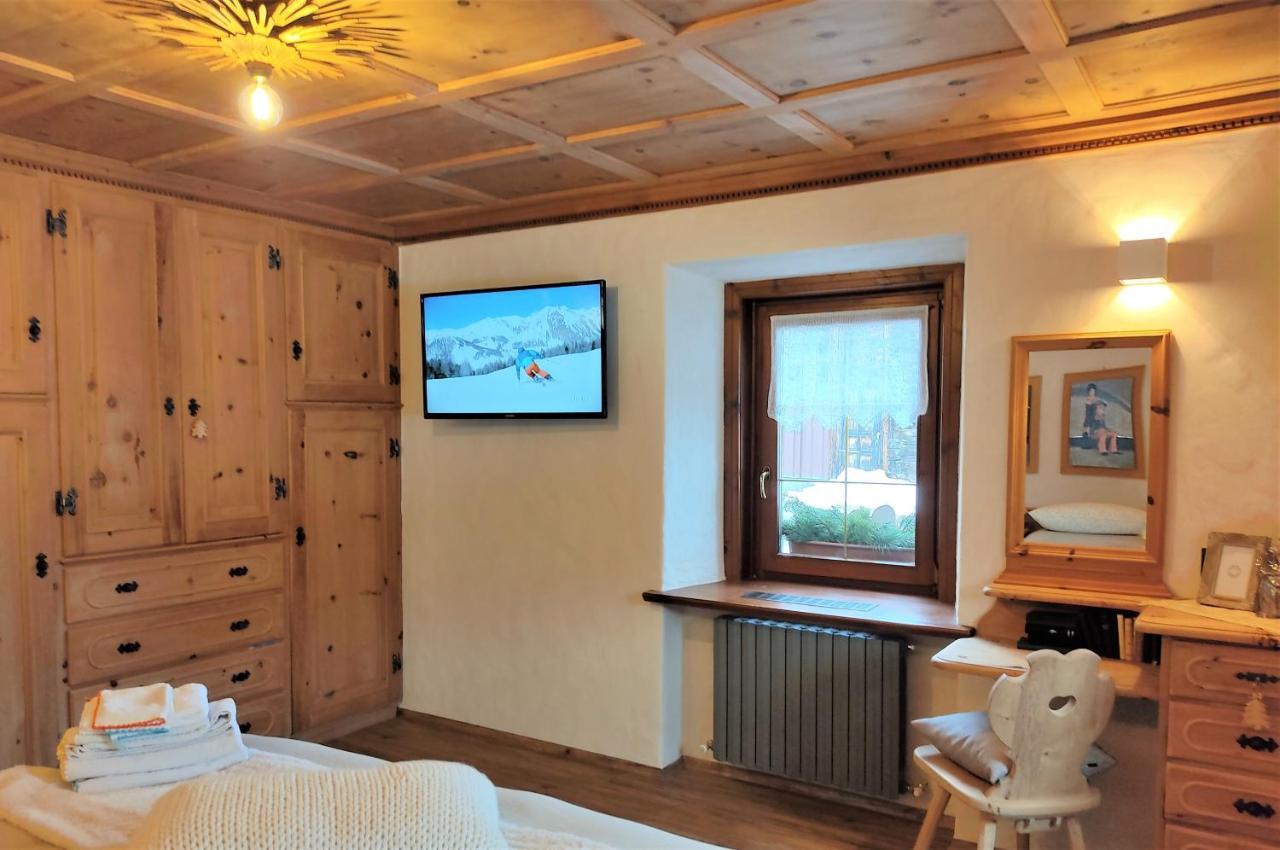 Mountain Chalet Milly Livigno Buitenkant foto