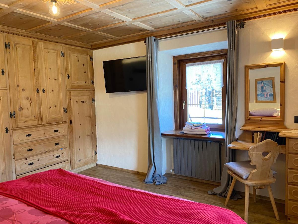 Mountain Chalet Milly Livigno Buitenkant foto