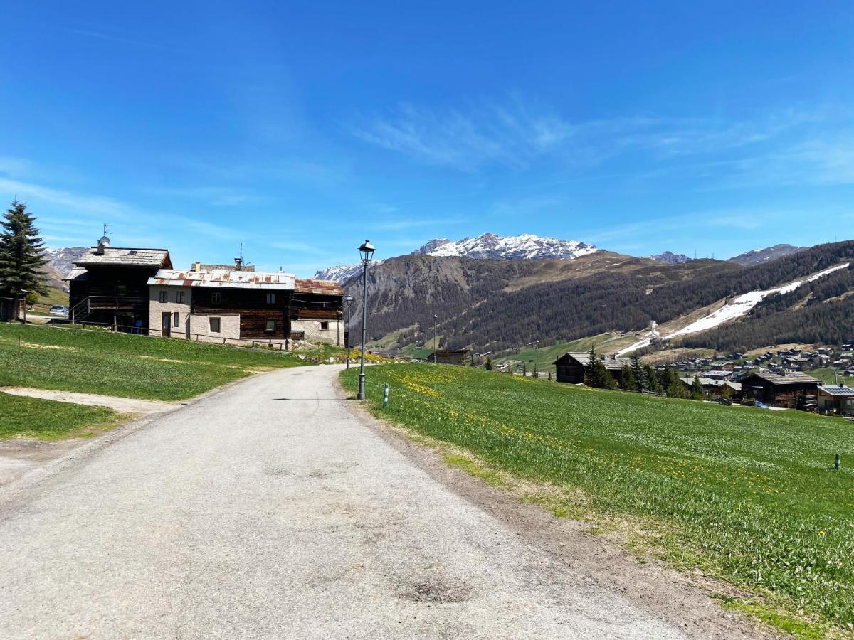 Mountain Chalet Milly Livigno Buitenkant foto