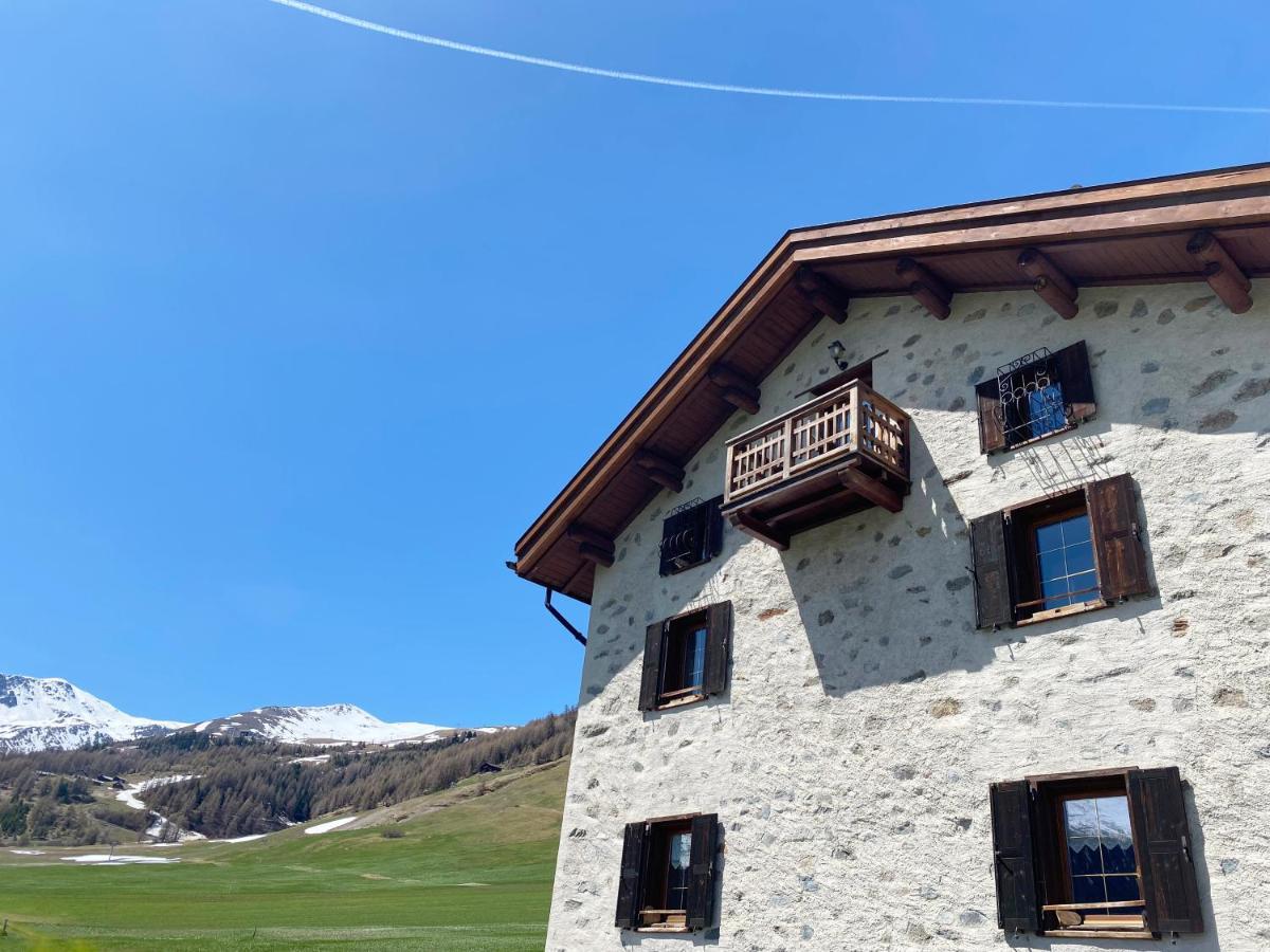Mountain Chalet Milly Livigno Buitenkant foto