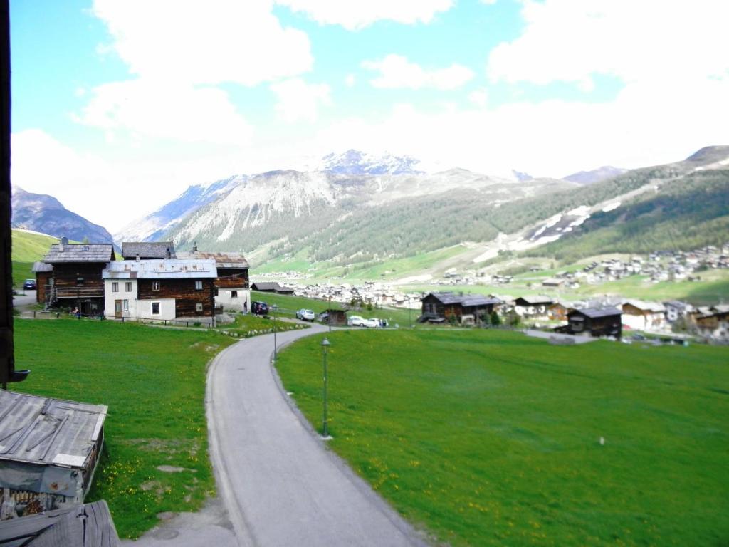 Mountain Chalet Milly Livigno Buitenkant foto