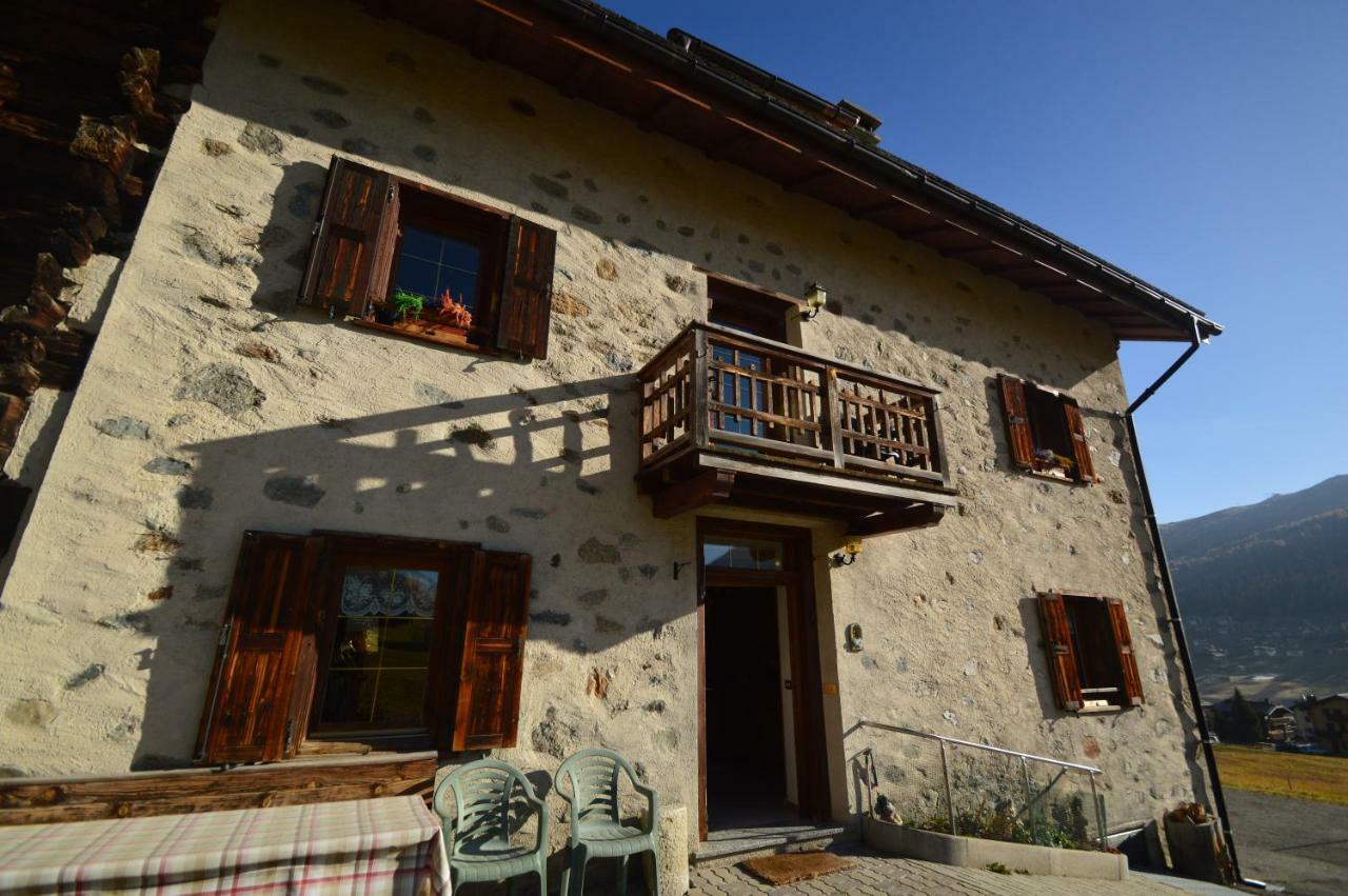 Mountain Chalet Milly Livigno Buitenkant foto